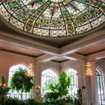 探索伊甸园中的宝玉:自然与人性的交织 6aezd4ii